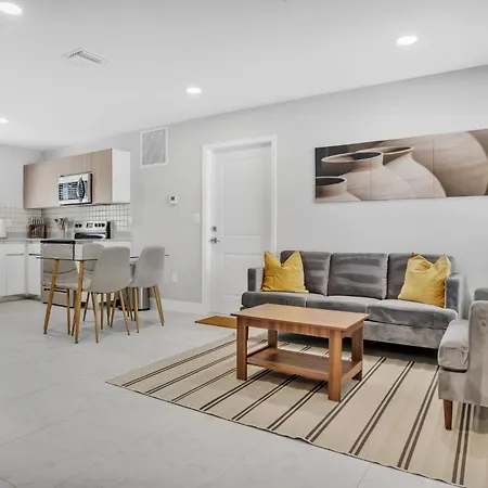 Sistrunk Shades Villas #2 New Downtown Fort Lauderdale Townhomes